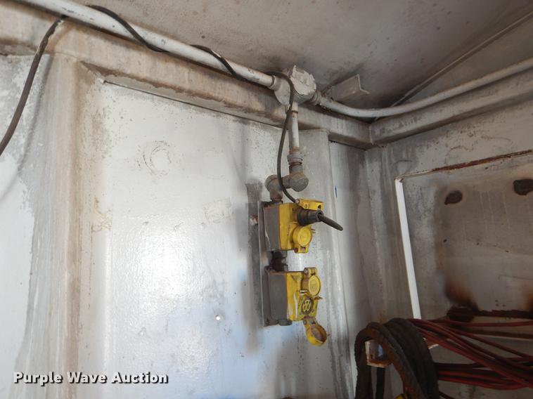 image for item ER9410 Oil field office