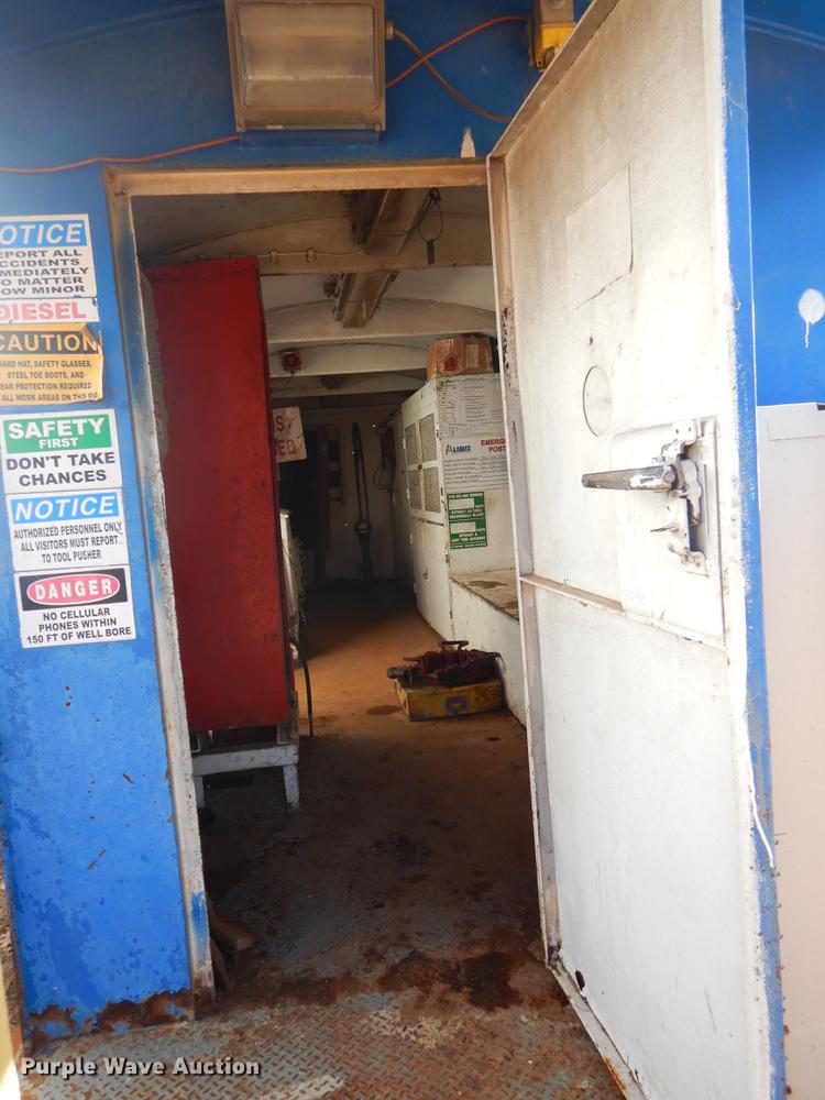 image for item ER9410 Oil field office