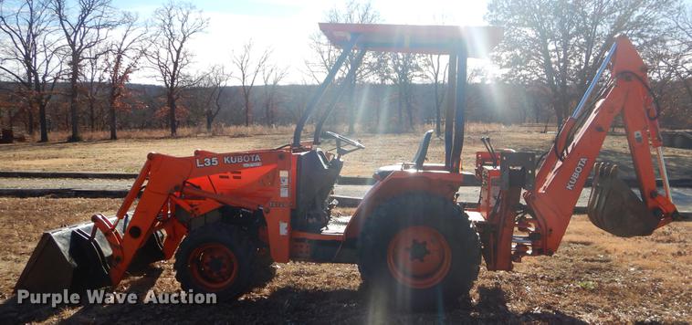 image for item ER9413 Kubota L35 backhoe