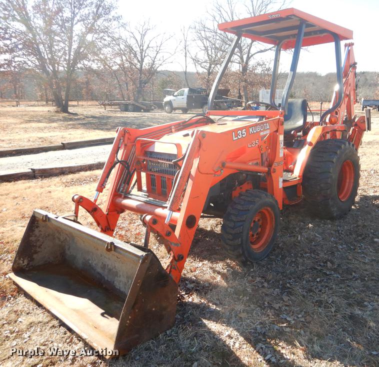 image for item ER9413 Kubota L35 backhoe