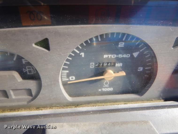 image for item ER9413 Kubota L35 backhoe