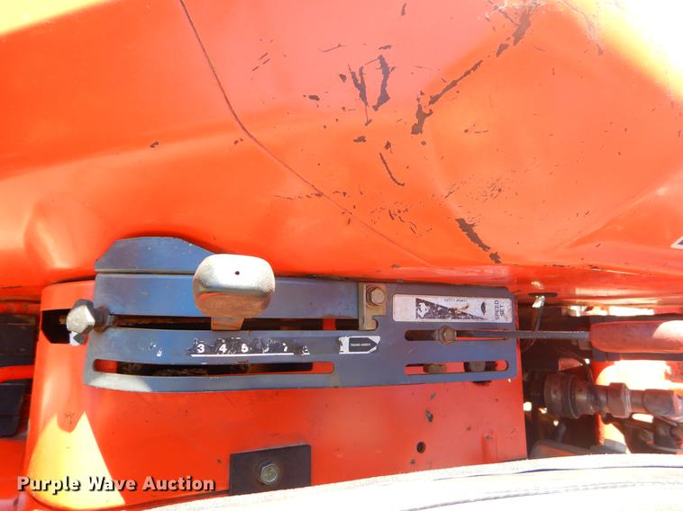 image for item ER9413 Kubota L35 backhoe