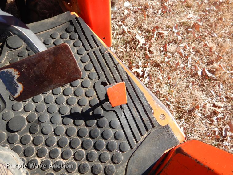 image for item ER9413 Kubota L35 backhoe