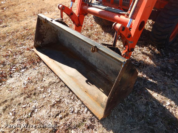 image for item ER9413 Kubota L35 backhoe