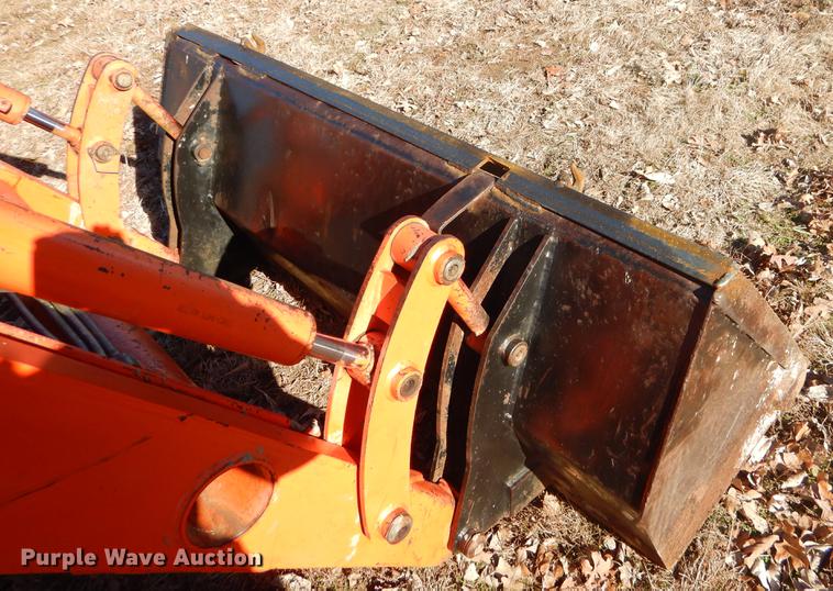 image for item ER9413 Kubota L35 backhoe