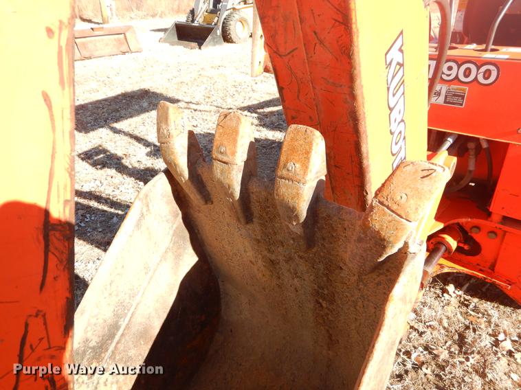 image for item ER9413 Kubota L35 backhoe