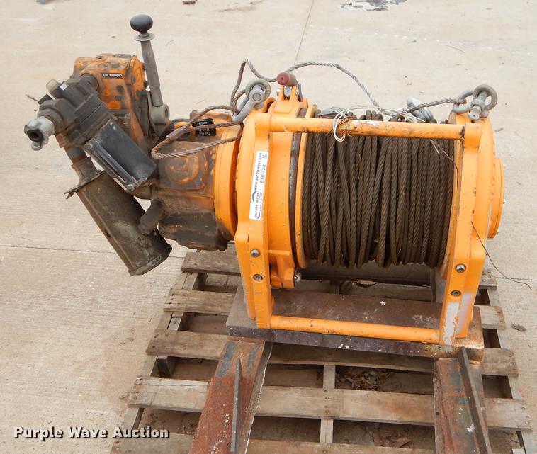 image for item ER9424 2002 Ingersoll Rand FA2B-NMXIH pneumatic winch