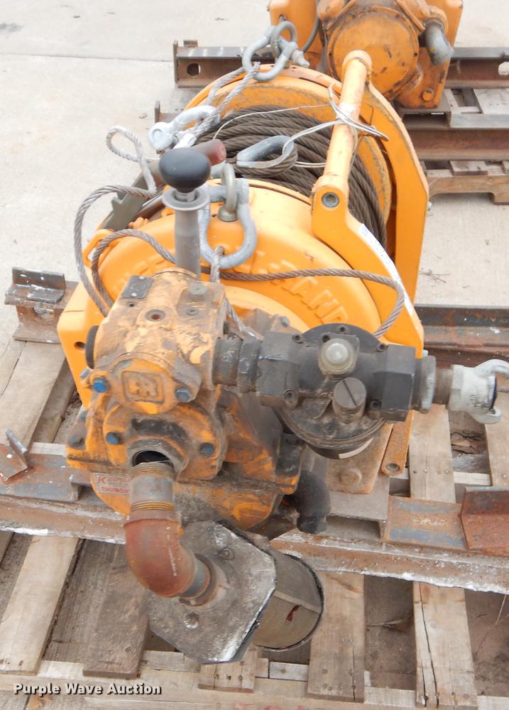 image for item ER9424 2002 Ingersoll Rand FA2B-NMXIH pneumatic winch