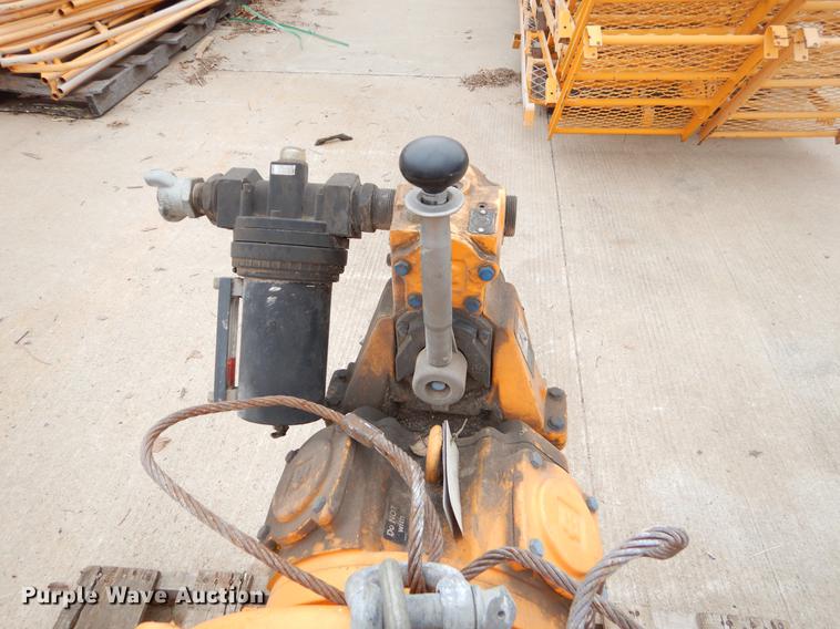 image for item ER9424 2002 Ingersoll Rand FA2B-NMXIH pneumatic winch