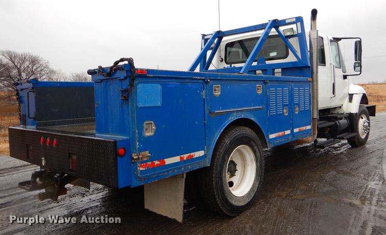 image for item ER9429 2006 International 7300 Ext. Cab service truck