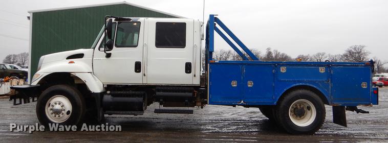 image for item ER9429 2006 International 7300 Ext. Cab service truck