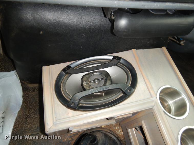 image for item ER9429 2006 International 7300 Ext. Cab service truck