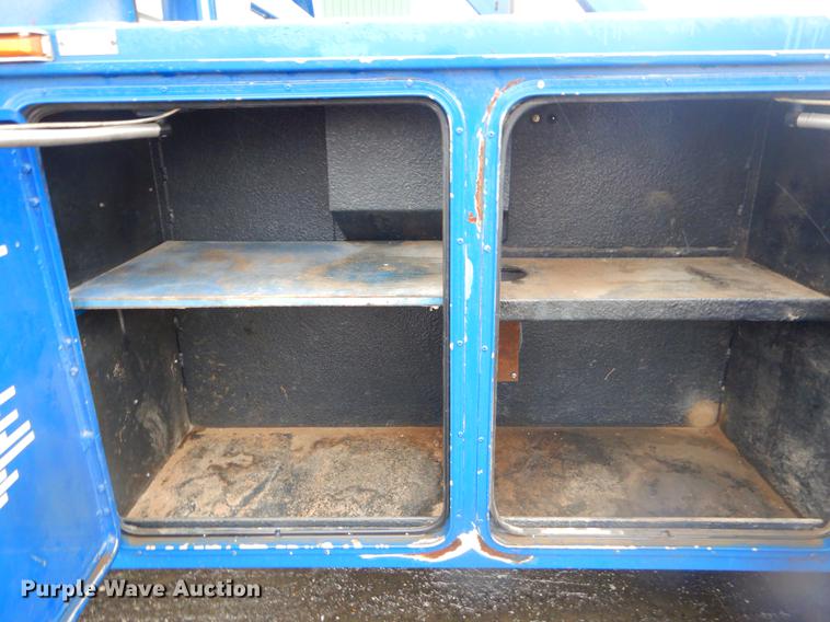 image for item ER9429 2006 International 7300 Ext. Cab service truck