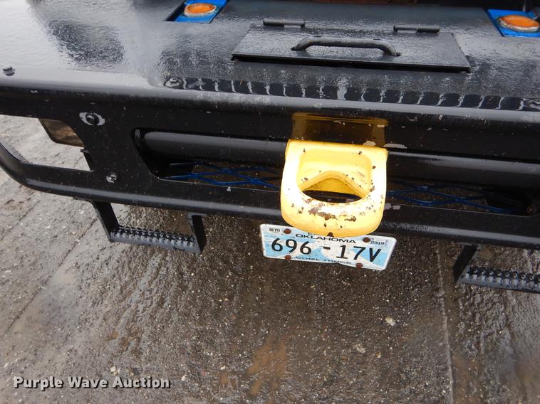 image for item ER9429 2006 International 7300 Ext. Cab service truck