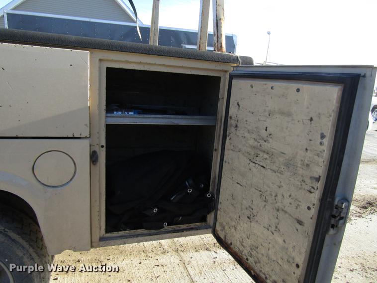 image for item EU9561 2007 Chevrolet C4500 Kodiak utility truck