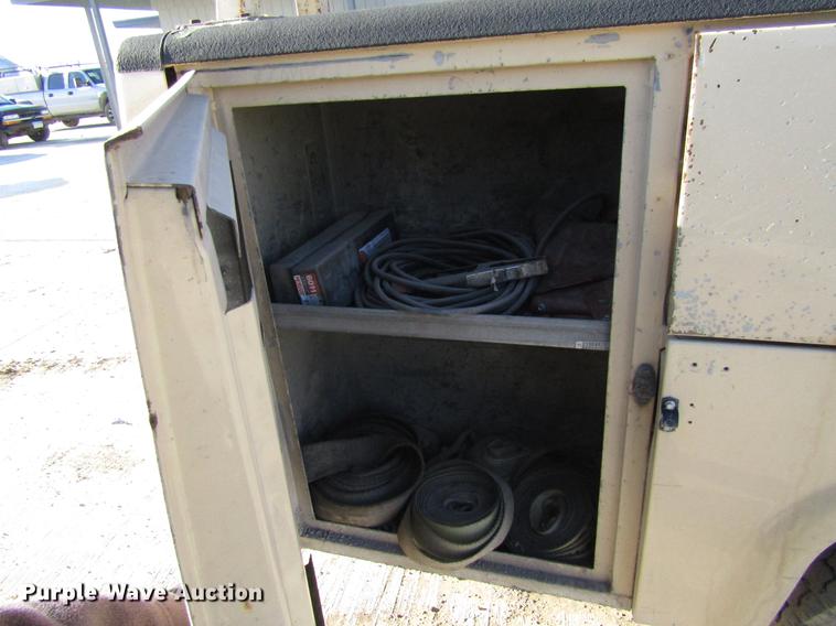 image for item EU9561 2007 Chevrolet C4500 Kodiak utility truck