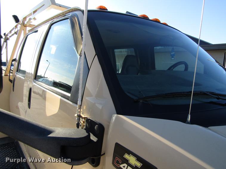 image for item EU9561 2007 Chevrolet C4500 Kodiak utility truck