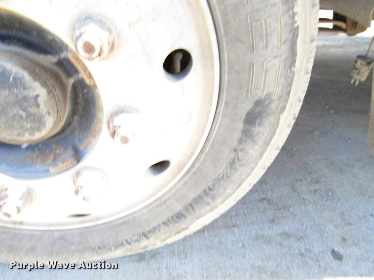 image for item EU9561 2007 Chevrolet C4500 Kodiak utility truck