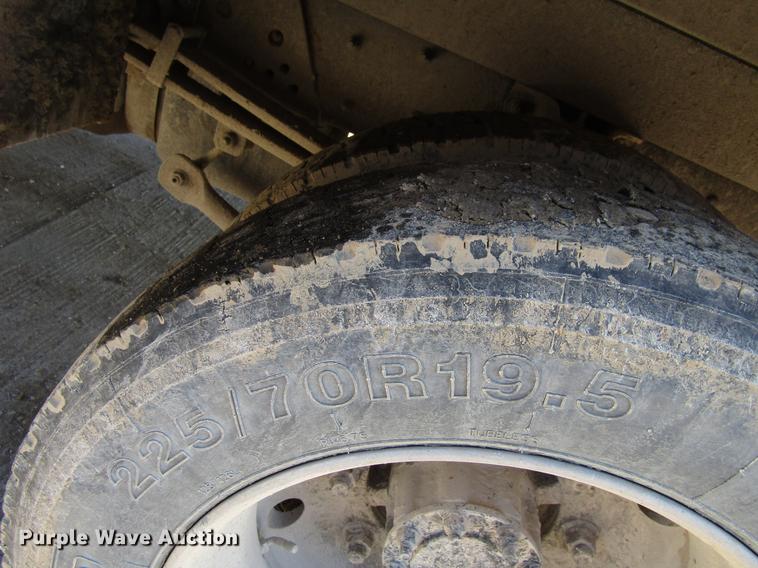 image for item EU9561 2007 Chevrolet C4500 Kodiak utility truck