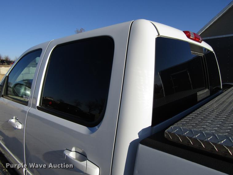 image for item EU9562 2008 Chevrolet Silverado 1500 Crew Cab pickup truck