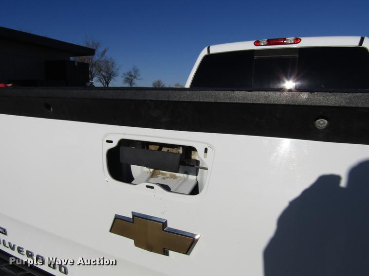 image for item EU9562 2008 Chevrolet Silverado 1500 Crew Cab pickup truck