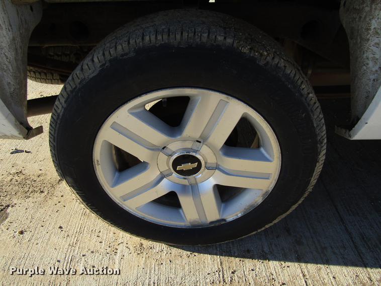 image for item EU9562 2008 Chevrolet Silverado 1500 Crew Cab pickup truck