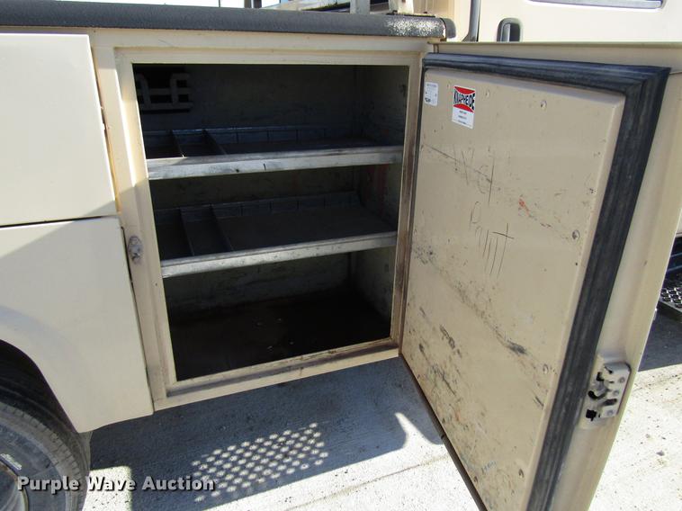 image for item EU9563 2009 Chevrolet C4500 Kodiak utility truck