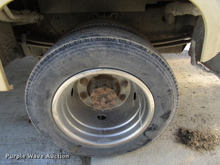 image for item EU9563 2009 Chevrolet C4500 Kodiak utility truck