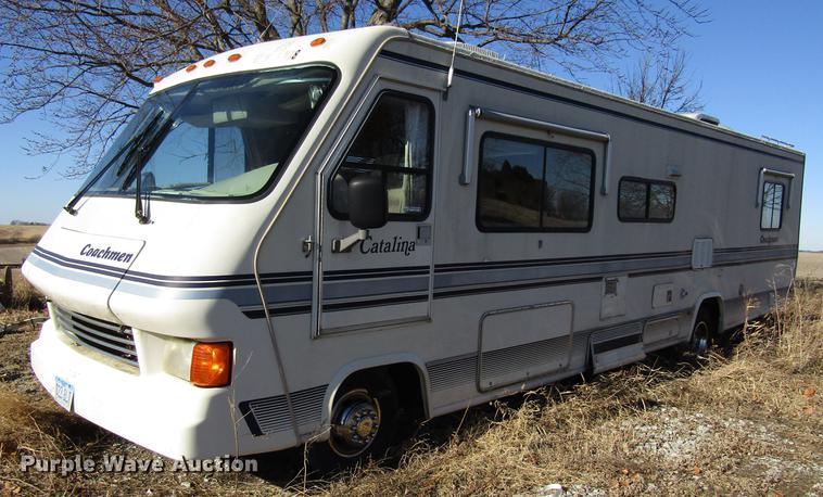 image for item EU9564 1991 Ford F530 Coachman Catalina 330SB RV