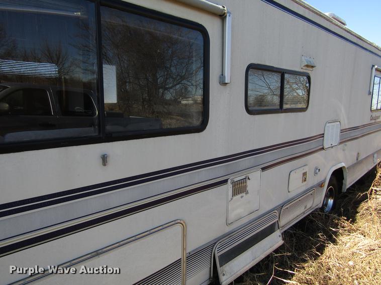 image for item EU9564 1991 Ford F530 Coachman Catalina 330SB RV