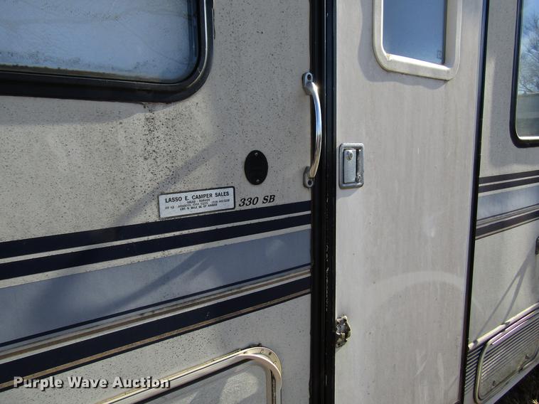 image for item EU9564 1991 Ford F530 Coachman Catalina 330SB RV