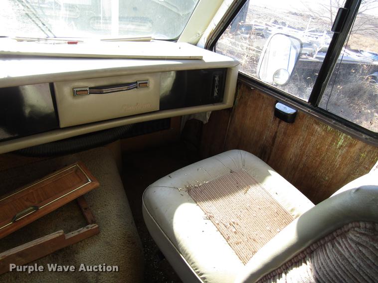 image for item EU9564 1991 Ford F530 Coachman Catalina 330SB RV