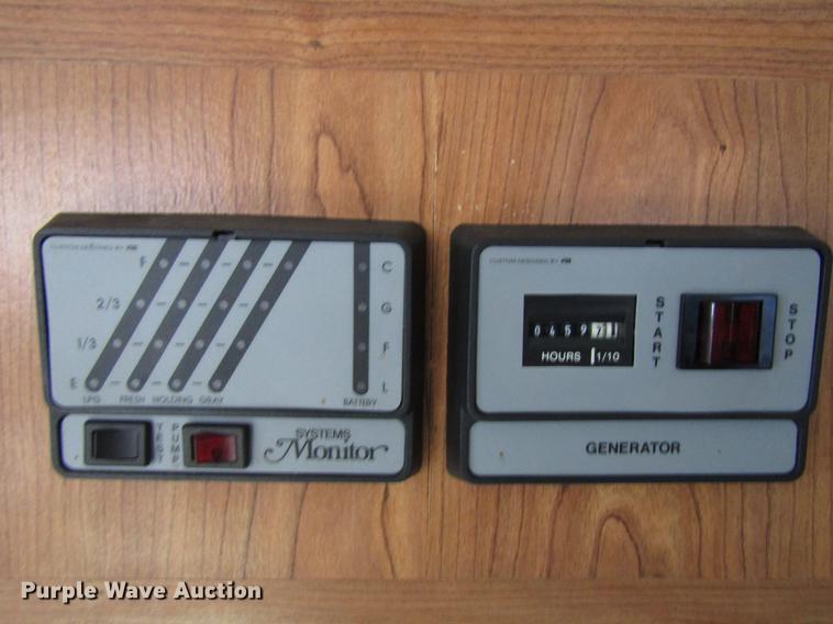 image for item EU9564 1991 Ford F530 Coachman Catalina 330SB RV