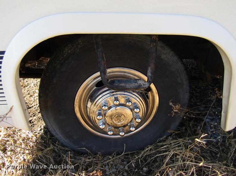 image for item EU9564 1991 Ford F530 Coachman Catalina 330SB RV