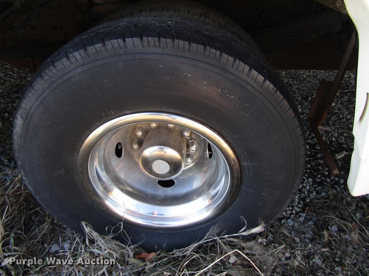 image for item EU9564 1991 Ford F530 Coachman Catalina 330SB RV