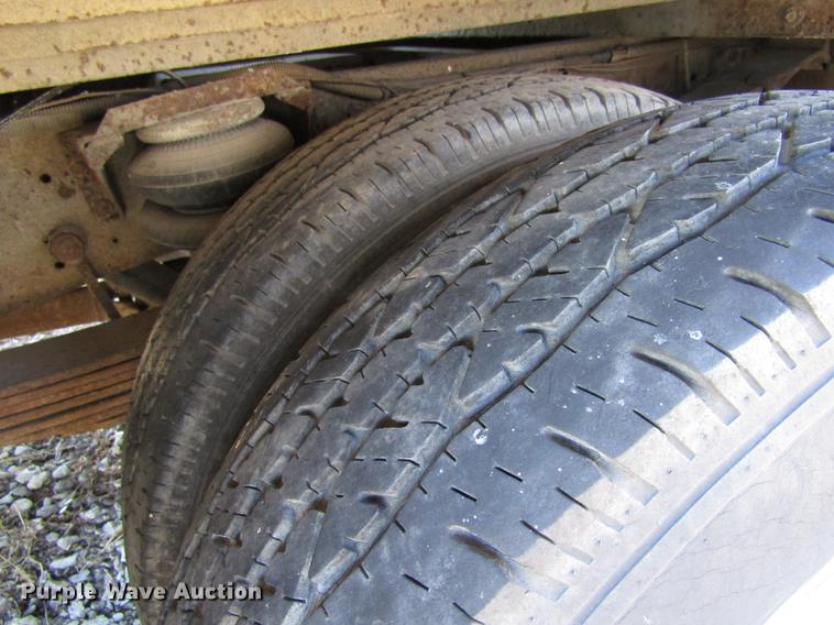 image for item EU9564 1991 Ford F530 Coachman Catalina 330SB RV