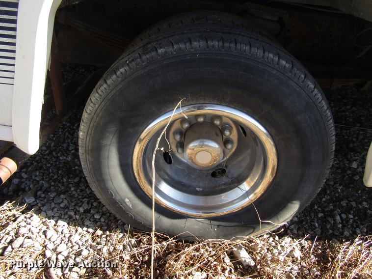 image for item EU9564 1991 Ford F530 Coachman Catalina 330SB RV