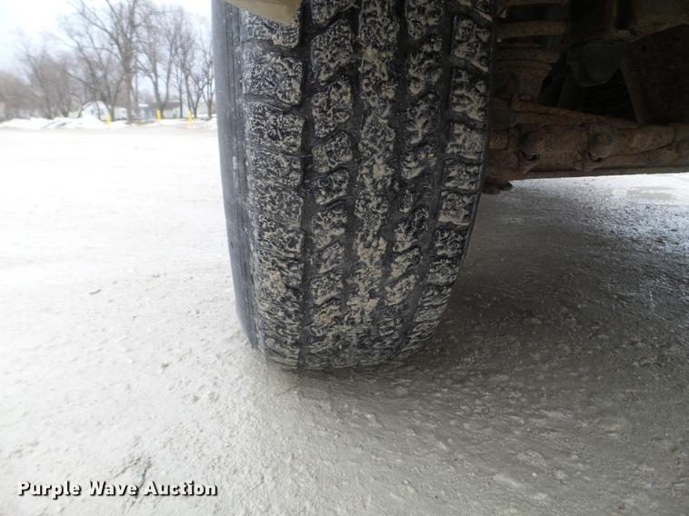 image for item EW9835 1994 Ford F150 pickup truck