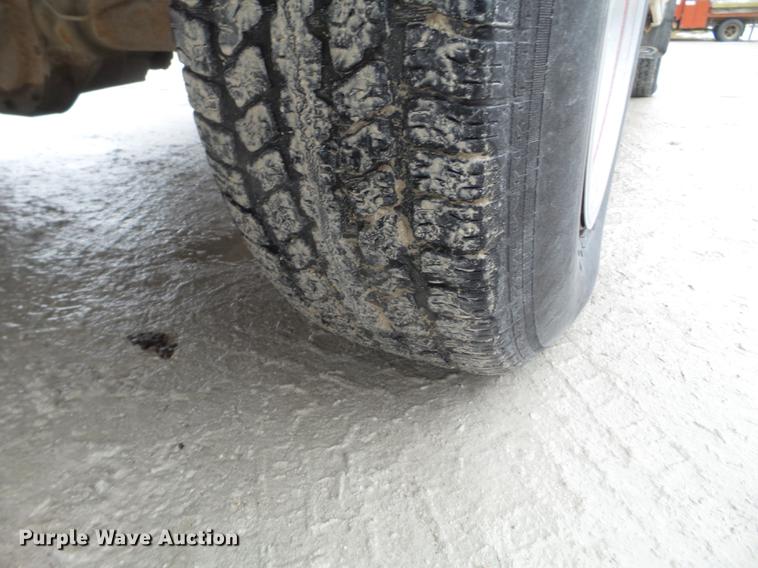 image for item EW9835 1994 Ford F150 pickup truck