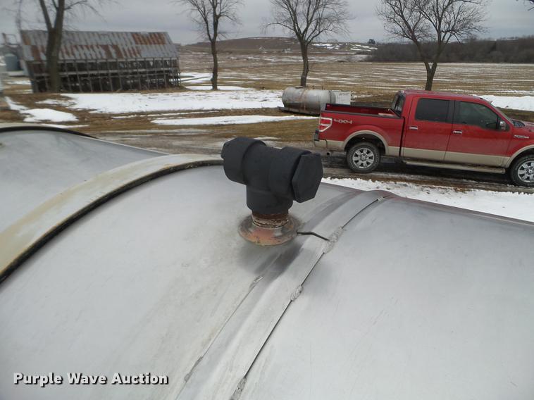 image for item EW9837 Stainless steel tank bed