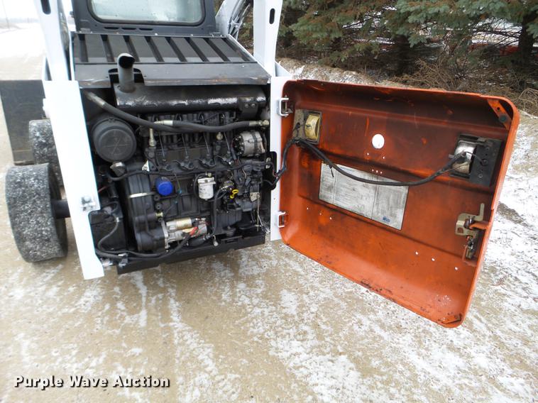 image for item EW9862 1999 Bobcat 873 skid steer