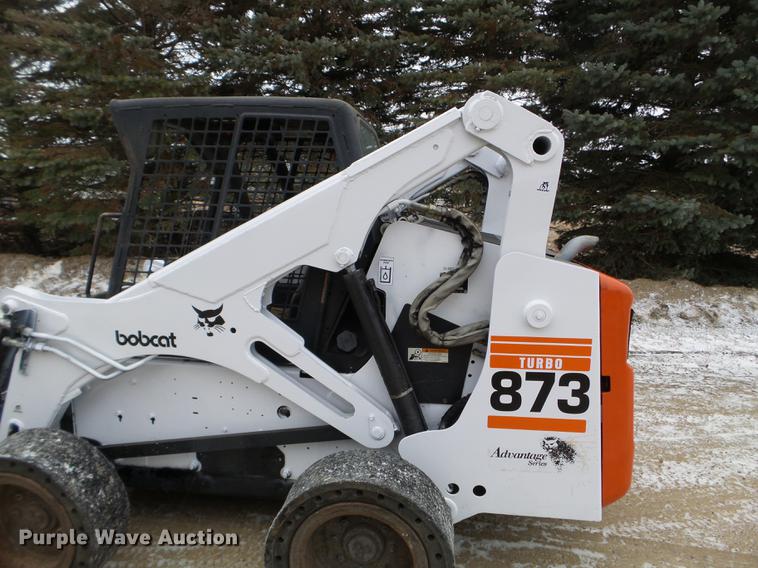 image for item EW9862 1999 Bobcat 873 skid steer