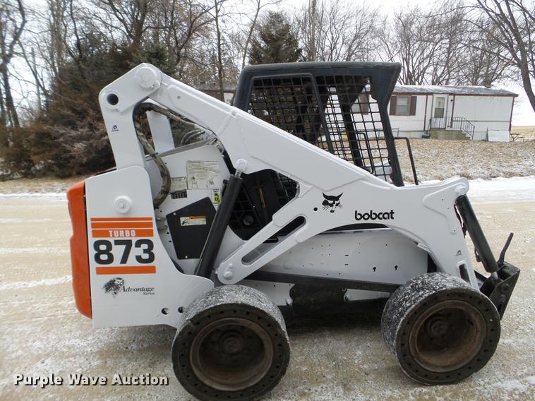 image for item EW9862 1999 Bobcat 873 skid steer
