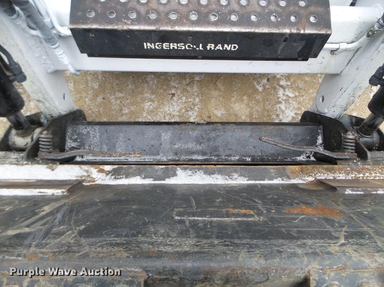 image for item EW9862 1999 Bobcat 873 skid steer