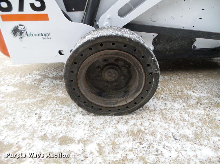 image for item EW9862 1999 Bobcat 873 skid steer