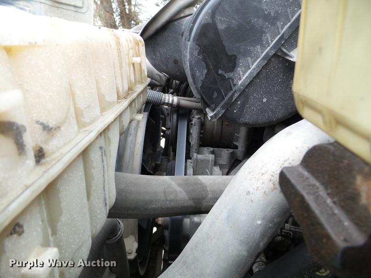 image for item EW9863 2005 GMC C4500 flatbed truck