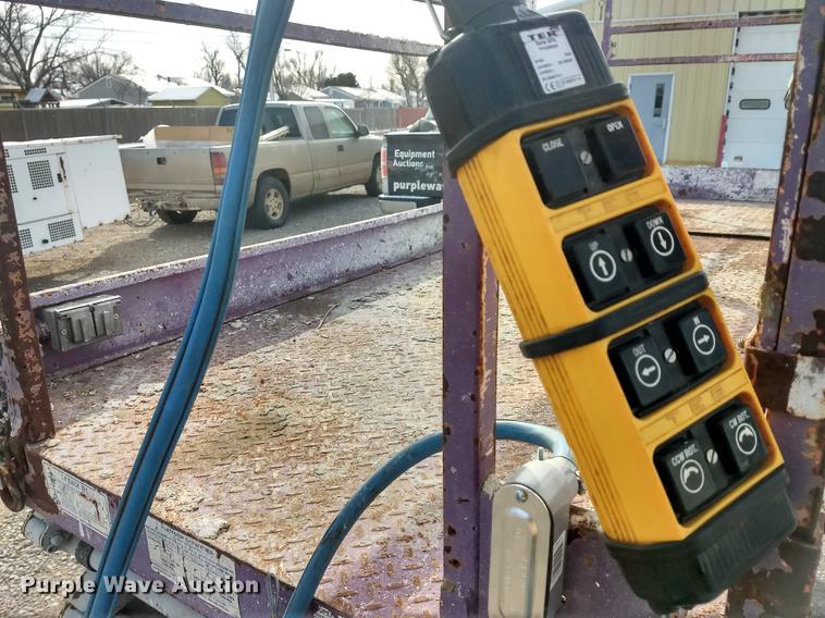 image for item FE9290 1995 Skyjack SJIII 4626 scissor lift