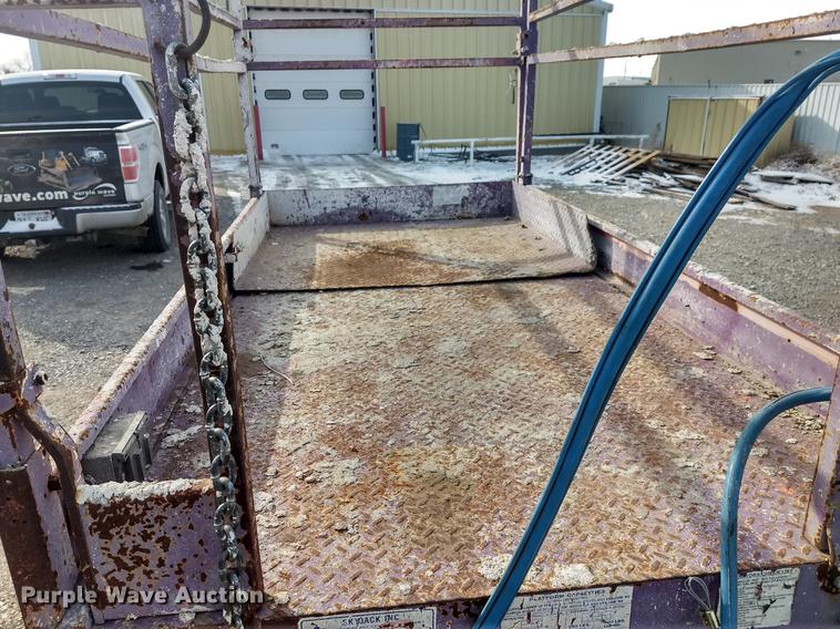 image for item FE9290 1995 Skyjack SJIII 4626 scissor lift