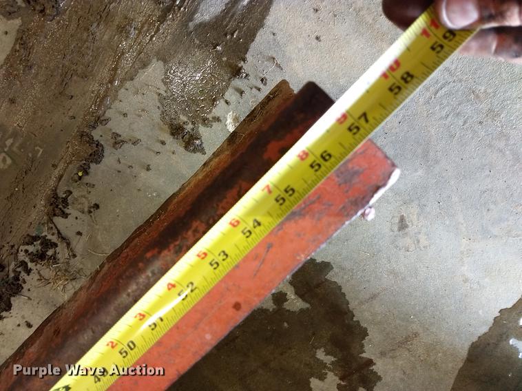 image for item FE9293 Ditch Witch 2300 trencher