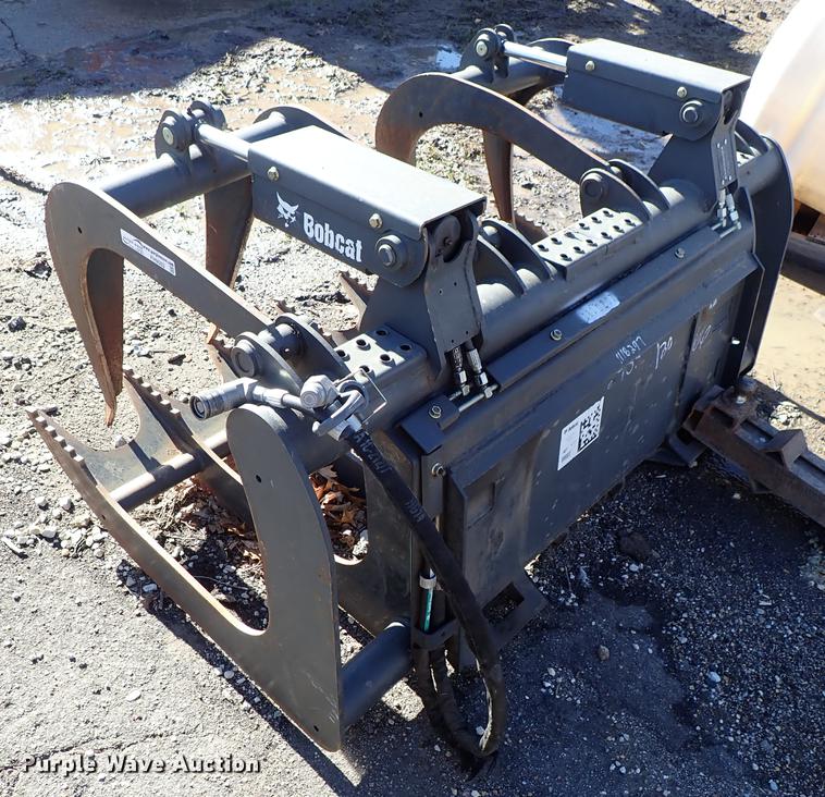 2015 Bobcat 66RT grapple bucket in Wichita, KS Item FH9503 sold